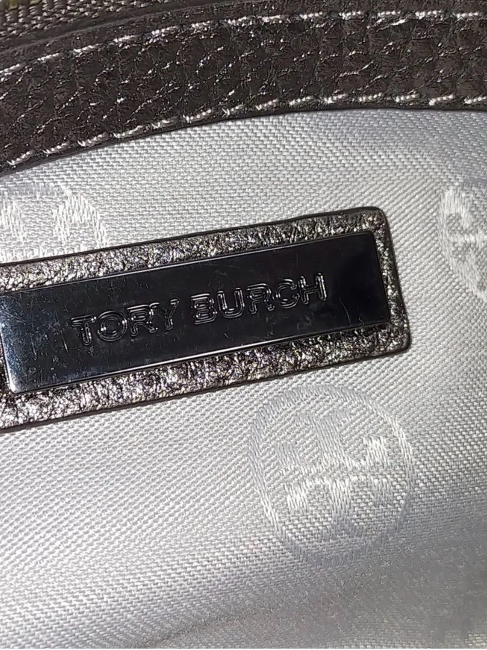 Tory Burch Two-Tone Gray Felt Tote with Metallic Trim - Picture 7 of 13